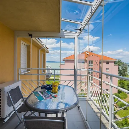 Myflat All-season * שיופוק